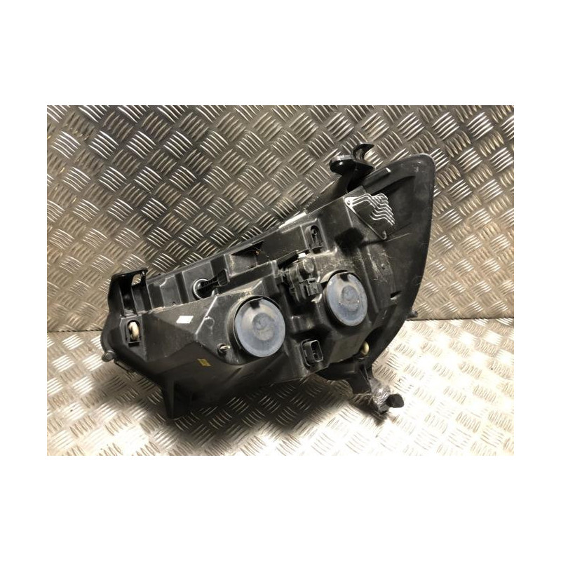 Optique avant principal droit (feux)(phare) RENAULT MASTER 3 PHASE 3 d’occasion
