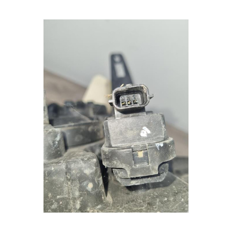 Optique avant principal gauche (feux)(phare) RENAULT GRAND MODUS PHASE 2 d’occasion