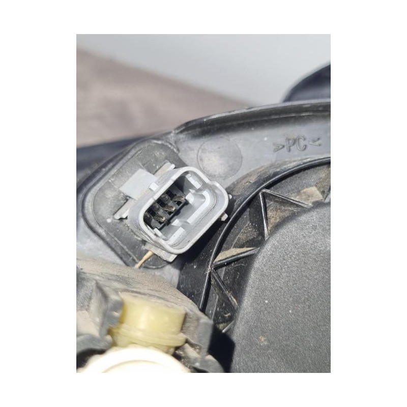 Optique avant principal droit (feux)(phare) PEUGEOT 206 PHASE 2 d’occasion