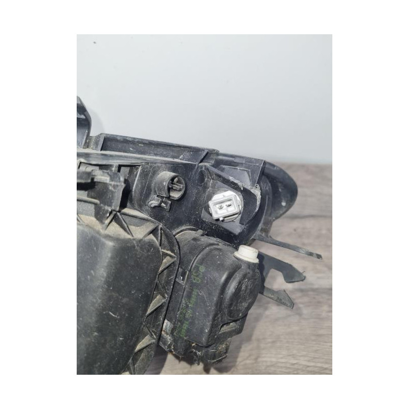 Optique avant principal droit (feux)(phare) PEUGEOT 206 PHASE 2 d’occasion