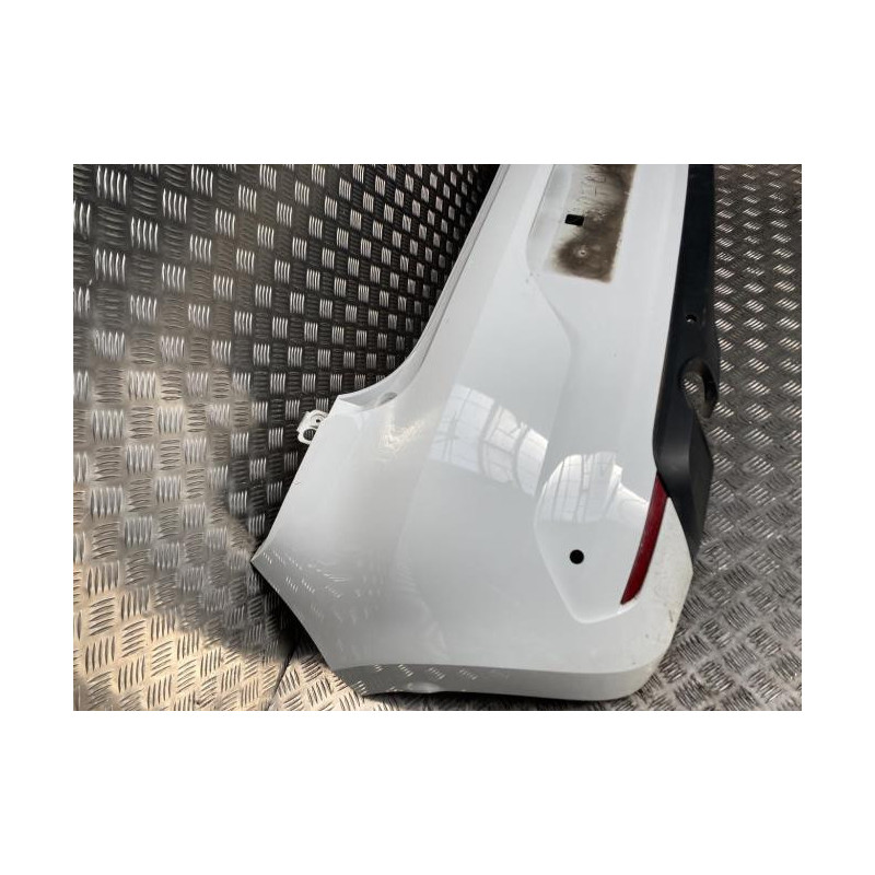 Pare choc arriere RENAULT CLIO 5 PHASE 1 d’occasion