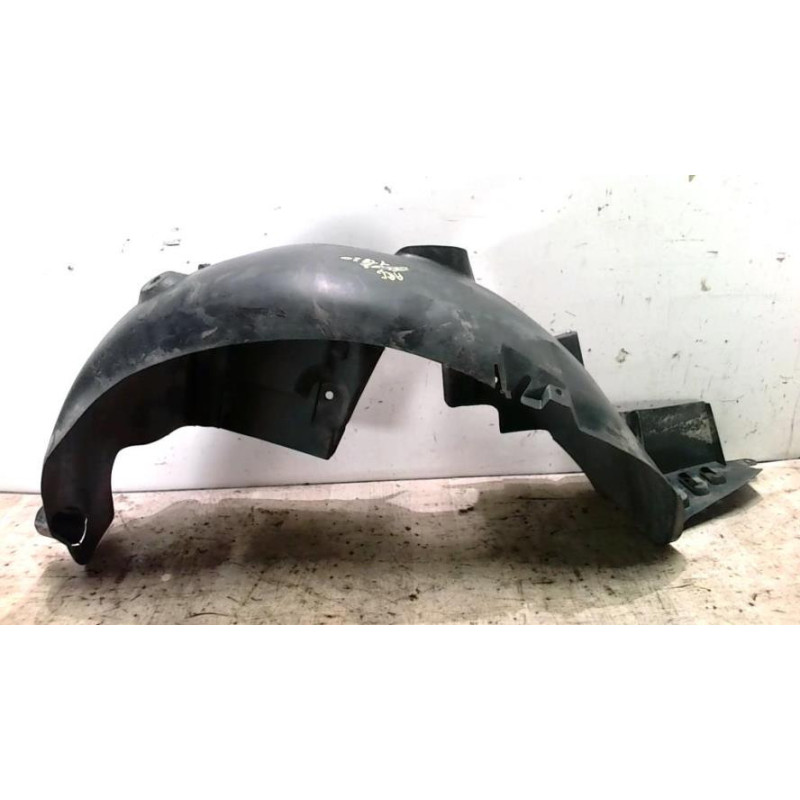 Pare boue arriere gauche RENAULT CLIO 3 PHASE 1 BREAK d’occasion