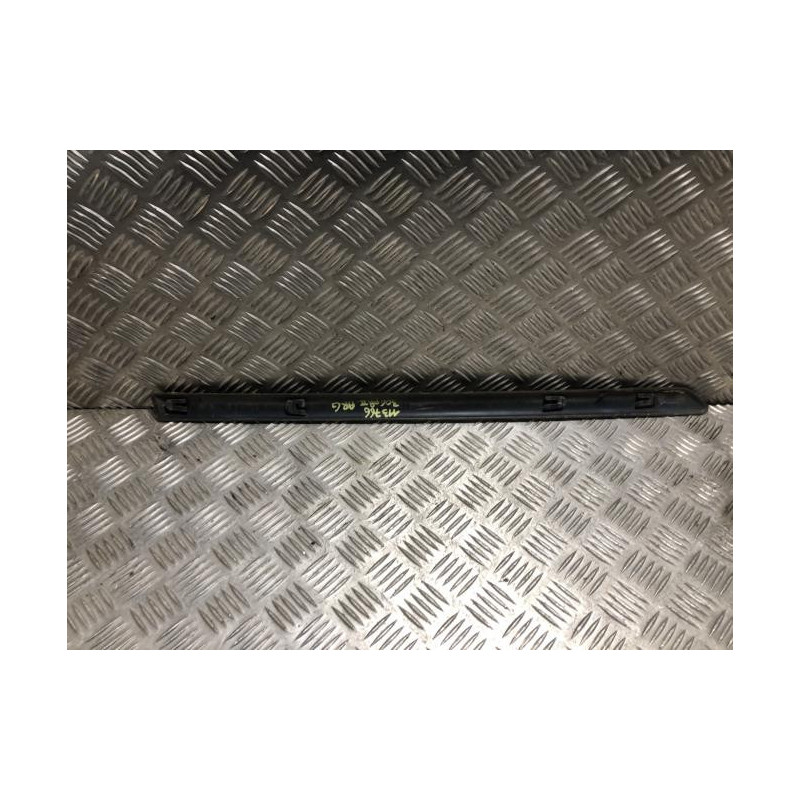 Baguette de porte arriere gauche  PEUGEOT 306 PHASE 2 d’occasion