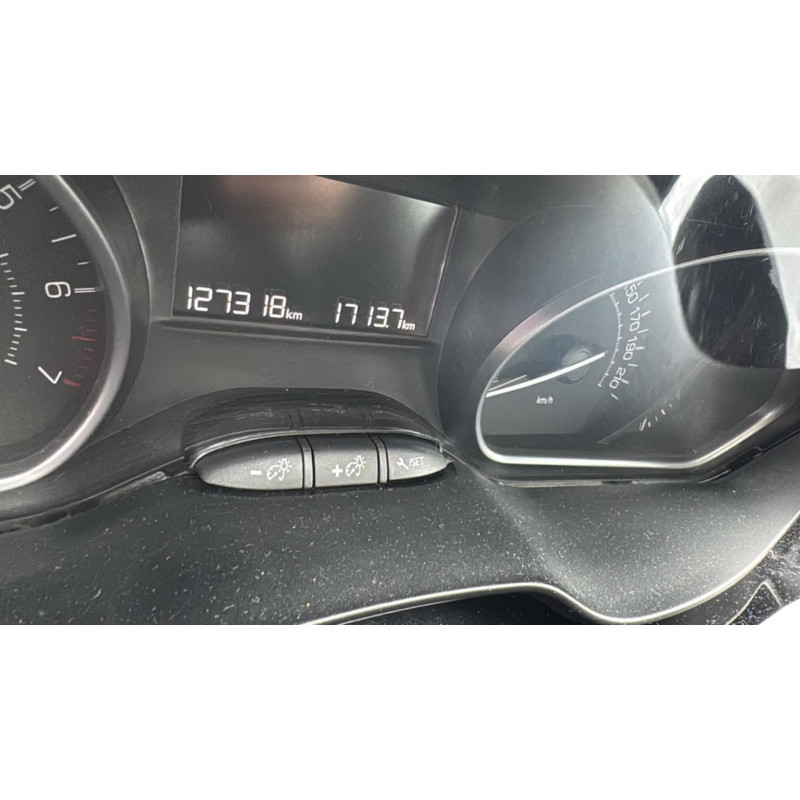 Autoradio d'origine PEUGEOT 208 1 PHASE 2 d’occasion