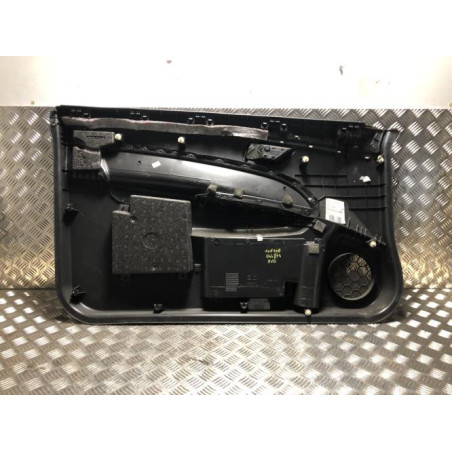 Panneau de porte avant droit SUZUKI SWIFT 4 d’occasion