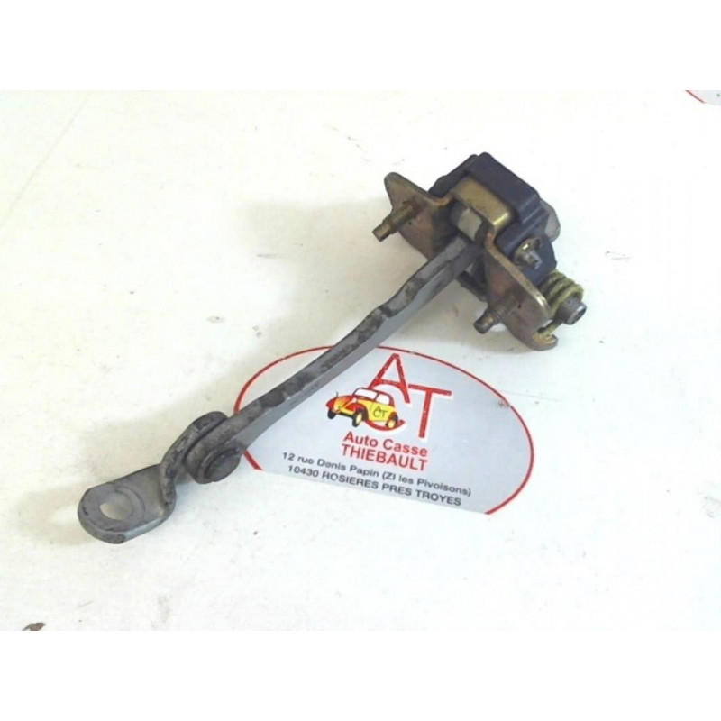 Tirant de porte avant droit RENAULT CLIO RTE/RXE d’occasion