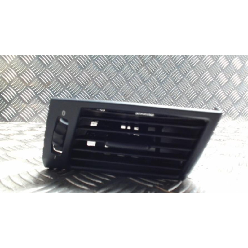 Aerateur tableau de bord avant gauche BMW X3 E83 PHASE 1 d’occasion