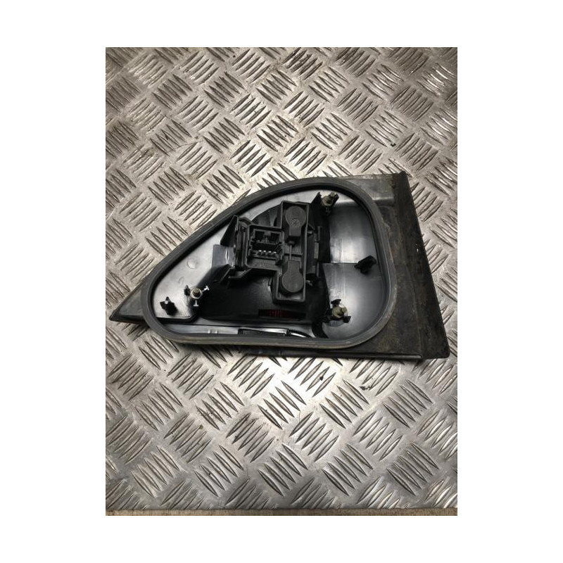 Feu arriere secondaire droit (feux) RENAULT MEGANE 1 PHASE 2 d’occasion