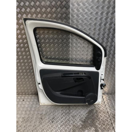 Porte avant gauche CITROEN NEMO d’occasion