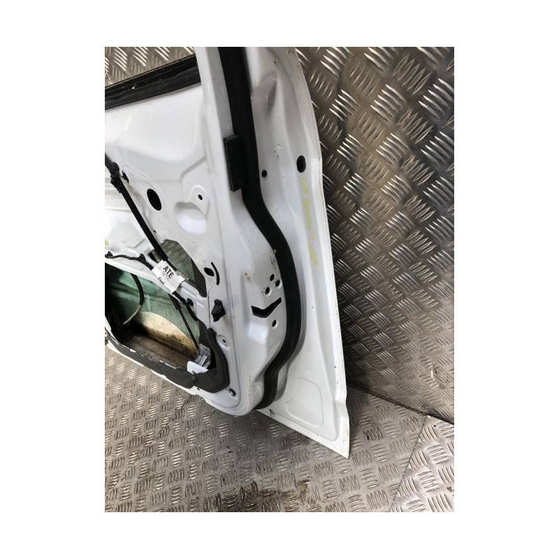 Porte avant droit FORD C-MAX 2 PHASE 1 d’occasion