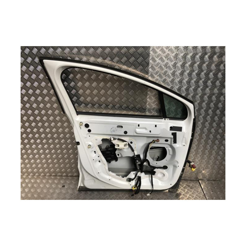 Porte avant gauche PEUGEOT 3008 1 PHASE 1 d’occasion