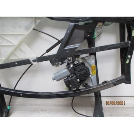 Leve vitre electrique avant gauche AUDI A4 1 PHASE 2 d’occasion