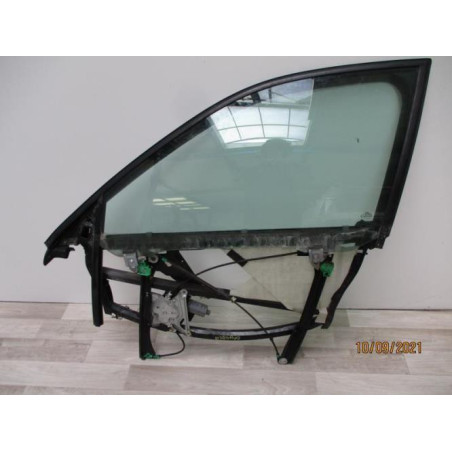 Leve vitre electrique avant gauche AUDI A4 1 PHASE 2 d’occasion