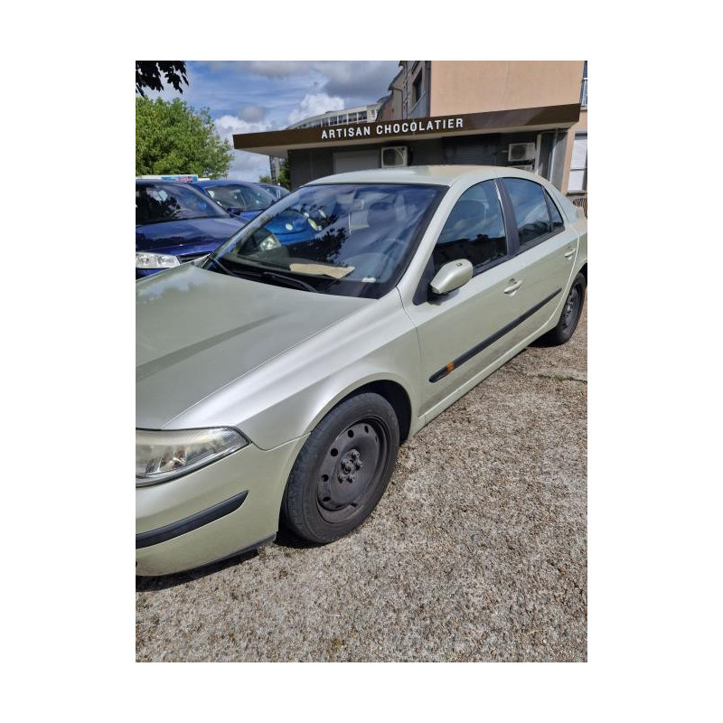 Feu arriere principal droit (feux) RENAULT LAGUNA 2 PHASE 1 d’occasion