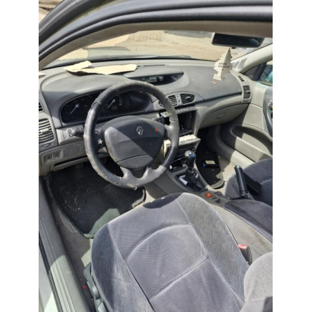 Feu arriere principal droit (feux) RENAULT LAGUNA 2 PHASE 1 d’occasion