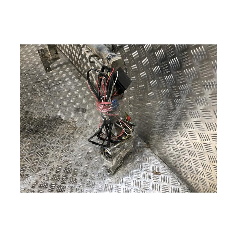 Attelage (boule de remorquage) CITROEN BERLINGO 1 PHASE 2 d’occasion