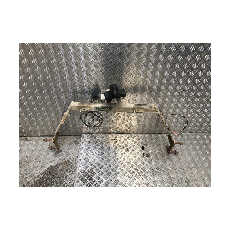 Attelage (boule de remorquage) CITROEN BERLINGO 1 PHASE 1 d’occasion