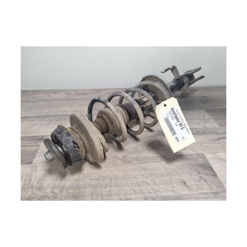 Amortisseur avant gauche DACIA DUSTER 2 PHASE 1 d’occasion