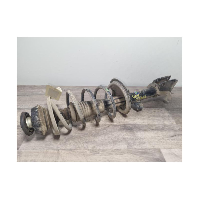 Amortisseur avant droit DACIA DUSTER 2 PHASE 1 d’occasion