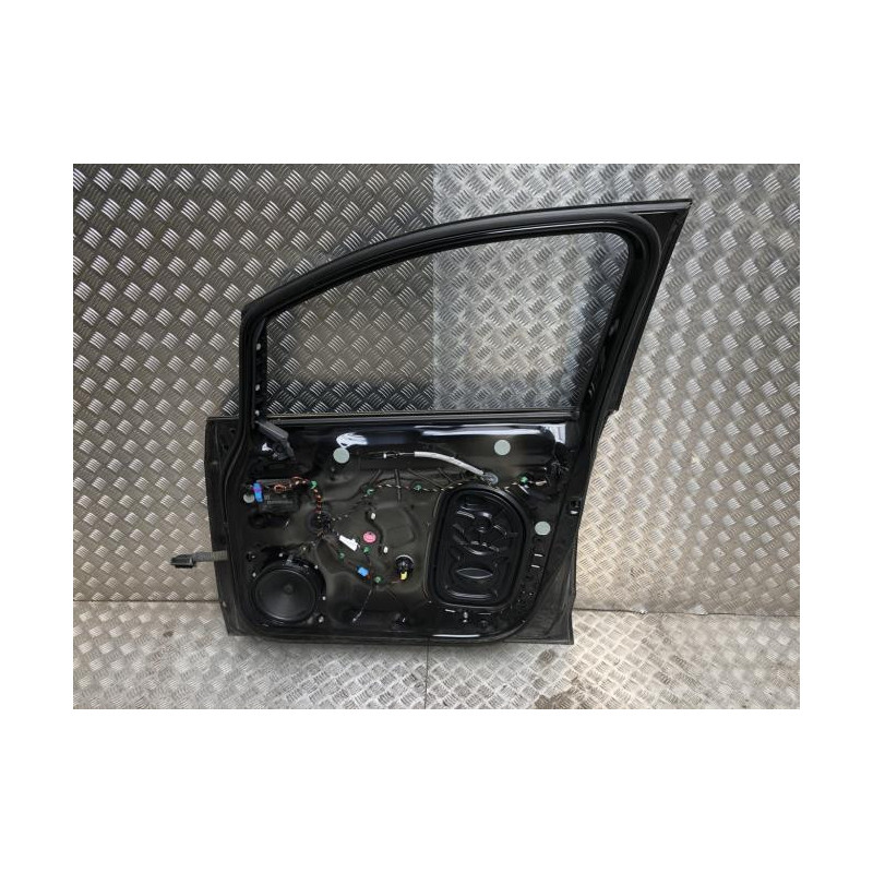 Porte avant droit VOLKSWAGEN TOURAN 3 d’occasion