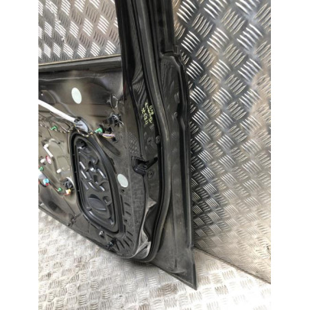 Porte avant droit VOLKSWAGEN TOURAN 3 d’occasion