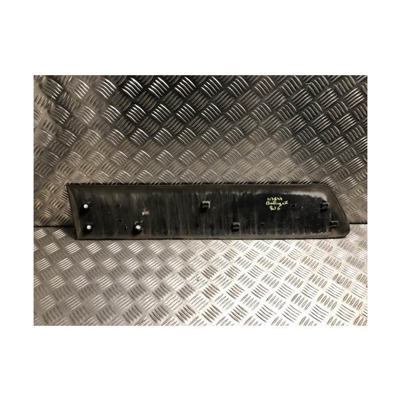 Baguette de porte arriere gauche  CITROEN BERLINGO 2 PHASE 2 d’occasion
