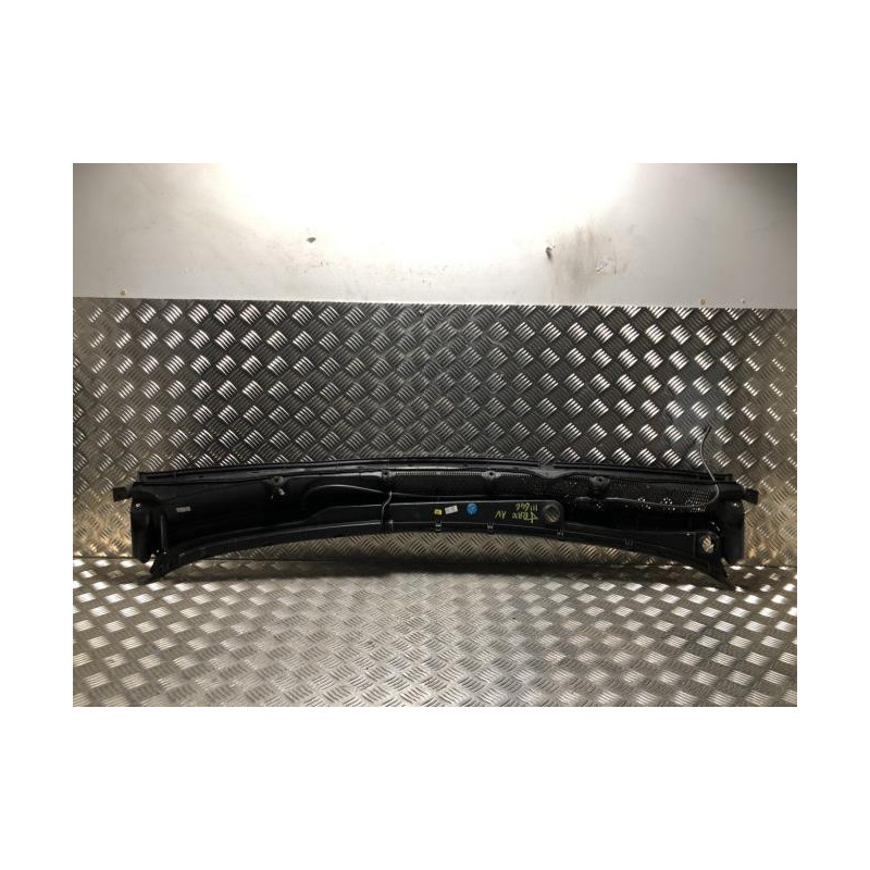 Baie de pare brise CHEVROLET TRAX d’occasion