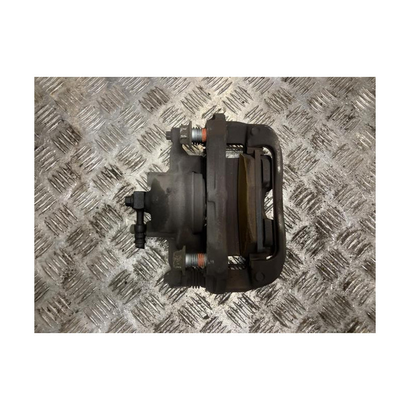 Etrier avant gauche (freinage) CHEVROLET TRAX d’occasion