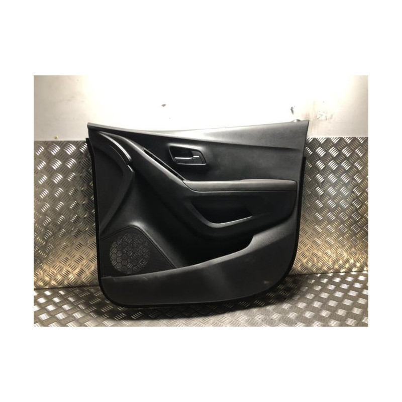 Panneau de porte avant droit CHEVROLET TRAX d’occasion