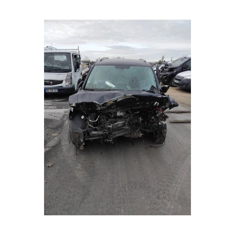 Support de pare chocs arriere VOLKSWAGEN TOURAN 3 d’occasion