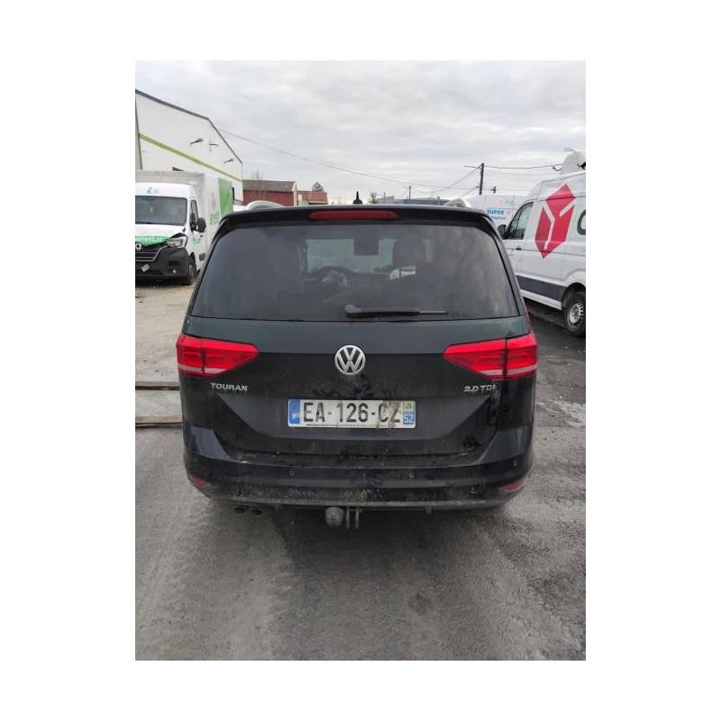 Support de pare chocs arriere VOLKSWAGEN TOURAN 3 d’occasion