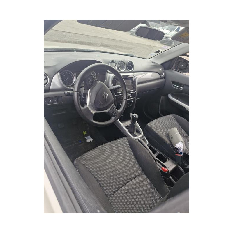 Anti brouillard droit (feux) SUZUKI VITARA 2 PHASE 1 d’occasion