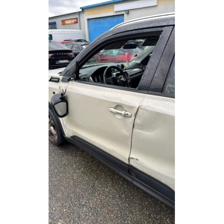 Anti brouillard gauche (feux) SUZUKI VITARA 2 PHASE 1 d’occasion