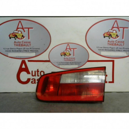 Feu arriere secondaire droit (feux) RENAULT LAGUNA II PHASE 1 d’occasion