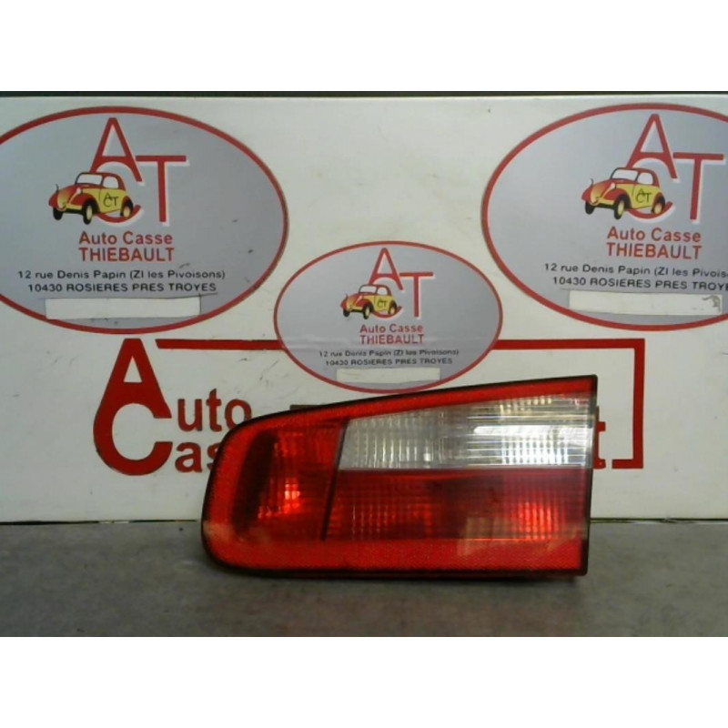 Feu arriere secondaire droit (feux) RENAULT LAGUNA II PHASE 1 d’occasion