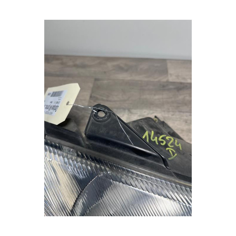 Optique avant principal droit (feux)(phare) PEUGEOT 206 PHASE 1 d’occasion
