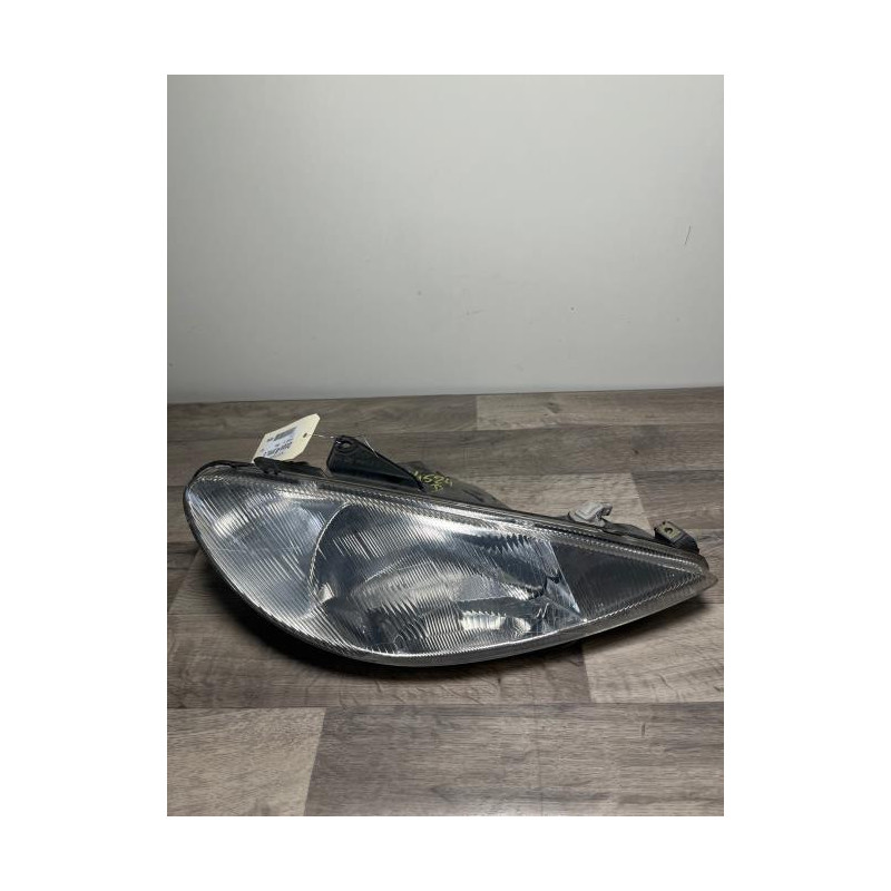 Optique avant principal droit (feux)(phare) PEUGEOT 206 PHASE 1 d’occasion