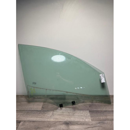 Vitre avant droit RENAULT CLIO 5 PHASE 1 d’occasion