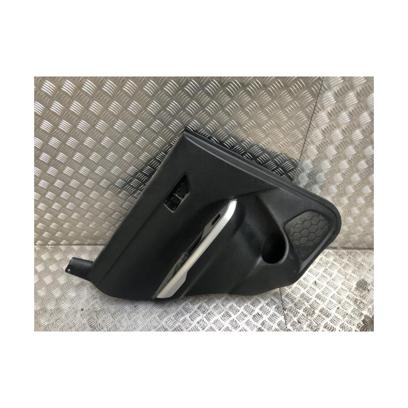 Panneau de porte arriere gauche SUZUKI VITARA 2 PHASE 1 d’occasion