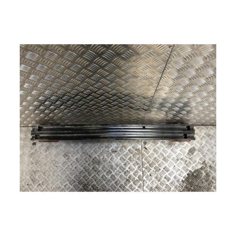Renfort pare choc arriere (traverse) NISSAN MICRA 5 d’occasion