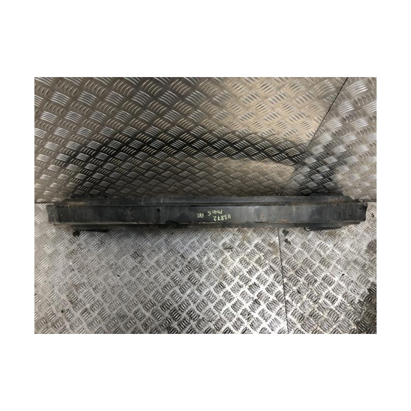 Renfort pare choc arriere (traverse) VOLKSWAGEN POLO 5 PHASE 1 d’occasion