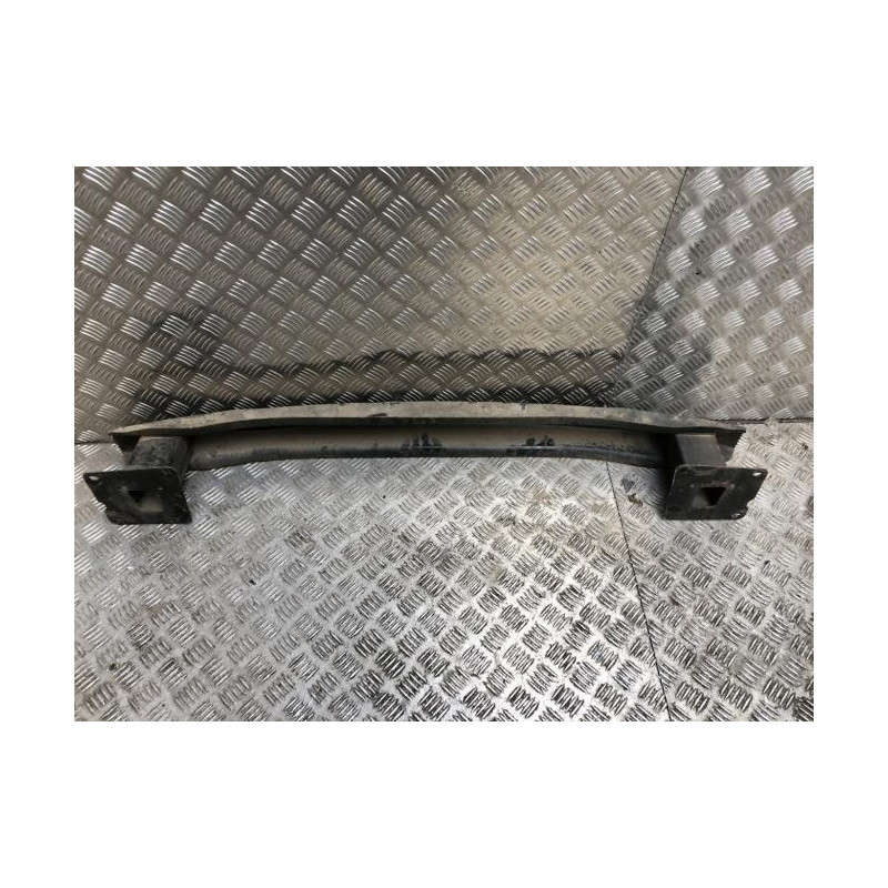 Renfort pare choc arriere (traverse) VOLKSWAGEN POLO 5 PHASE 1 d’occasion