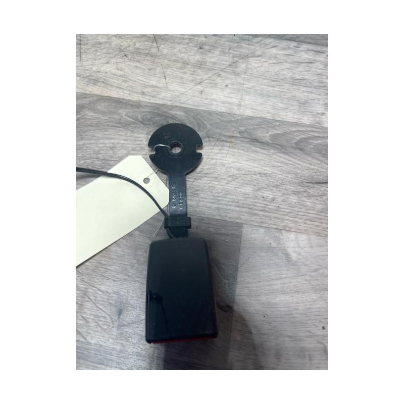Attache ceinture avant gauche RENAULT TRAFIC 3 COURT PHASE 2 d’occasion