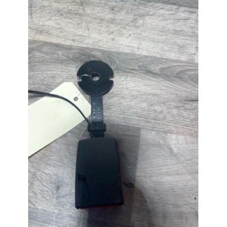 Attache ceinture avant gauche RENAULT TRAFIC 3 COURT PHASE 2 d’occasion