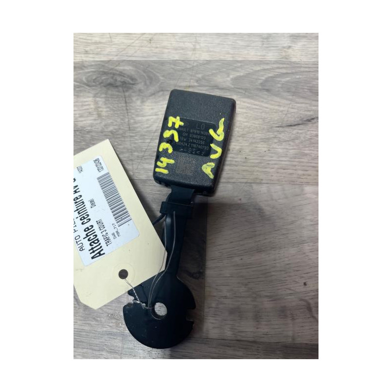 Attache ceinture avant gauche RENAULT TRAFIC 3 COURT PHASE 2 d’occasion