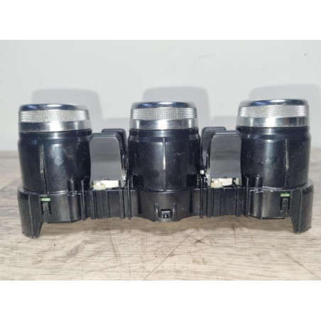 Commande chauffage DACIA DUSTER 2 PHASE 1 d’occasion