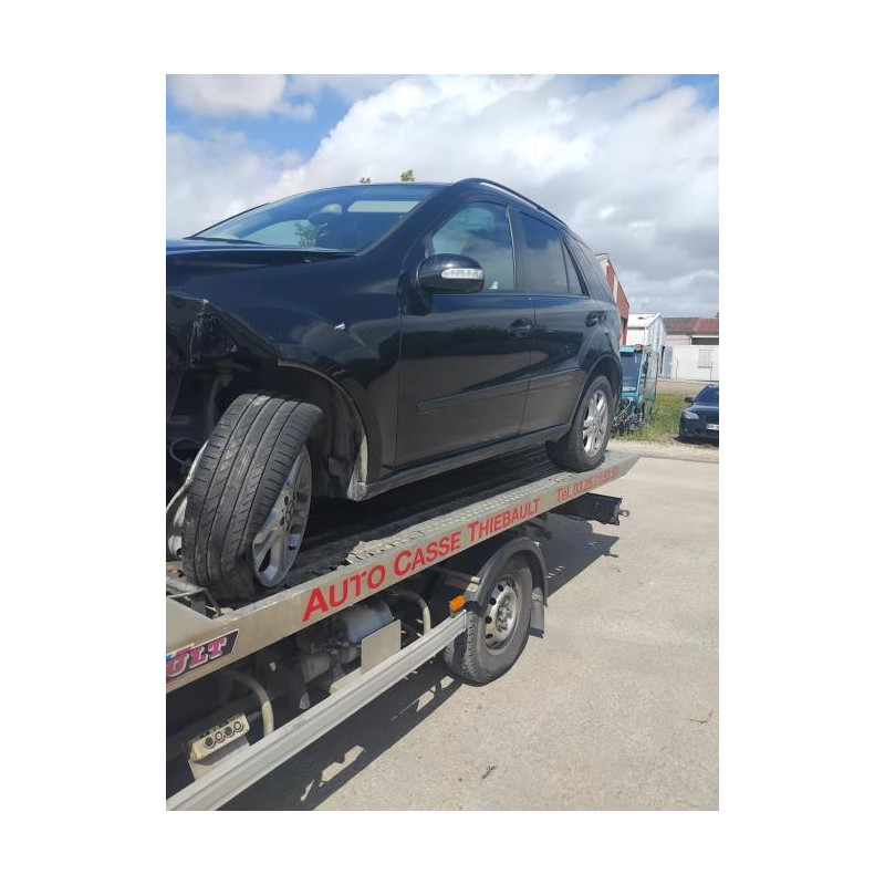 Anti brouillard droit (feux) MERCEDES CLASSE M 164 PHASE 1 d’occasion