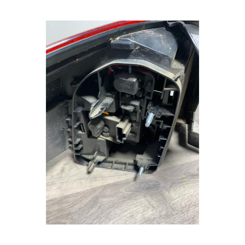 Feu arriere principal droit (feux) RENAULT LAGUNA 3 PHASE 3 BREAK d’occasion
