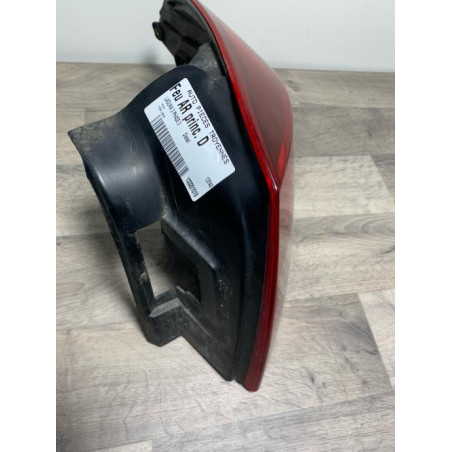 Feu arriere principal droit (feux) RENAULT LAGUNA 3 PHASE 3 BREAK d’occasion