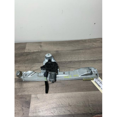 Leve vitre electrique arriere droit DACIA DUSTER 2 PHASE 1 d’occasion